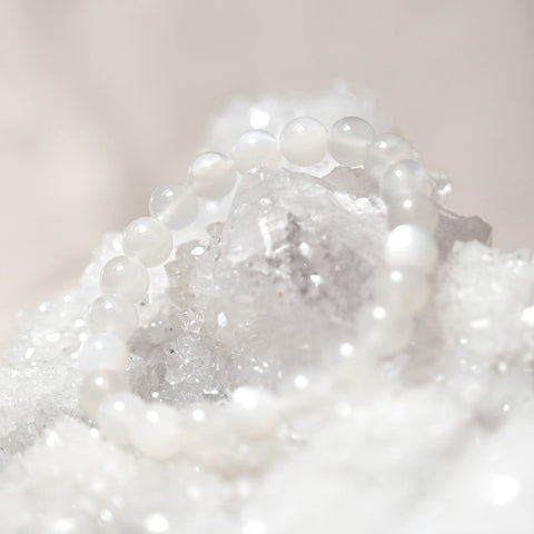 Moonstone Bracelet | Divine feminine power | Intuition | Nurturing