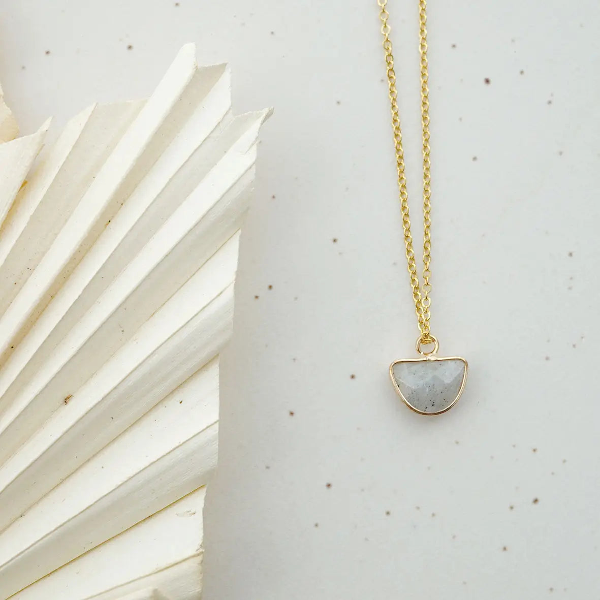 'Gold Luxe Collection' LUNA Labradorite Necklace